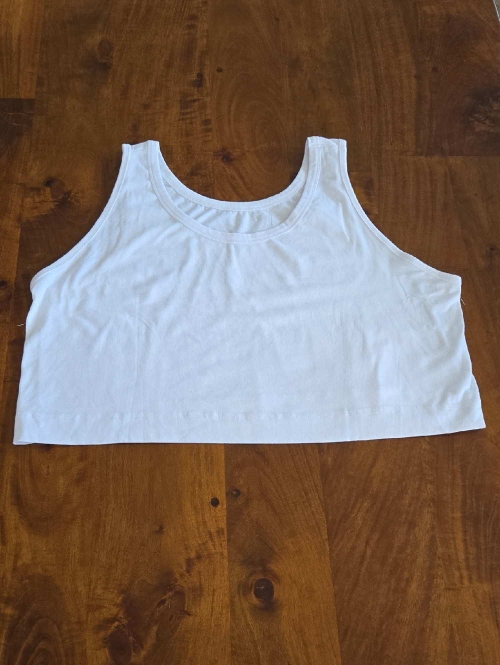 White Crewneck Crop Top Size XXL